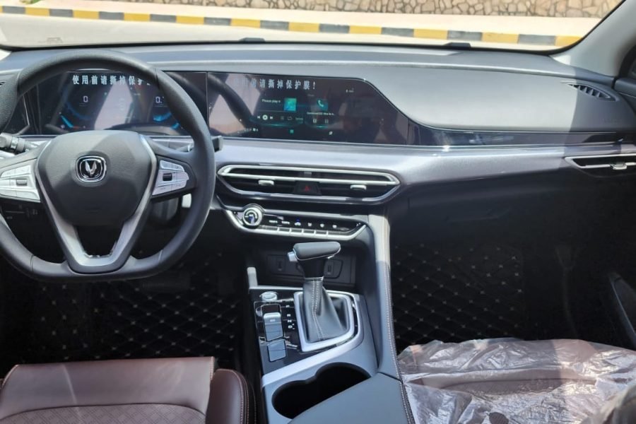 CHANGAN EADO PLUS 2023