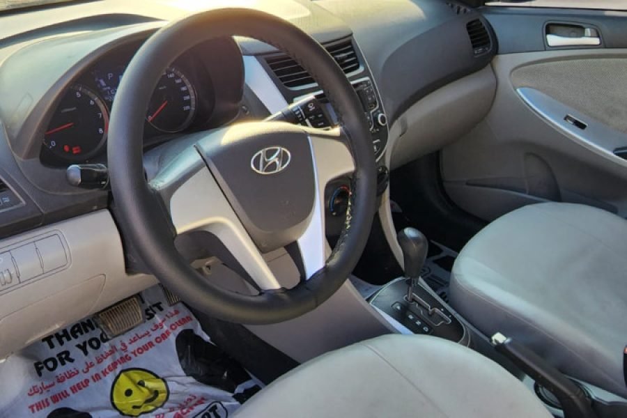 HYUNDAI ACCENT