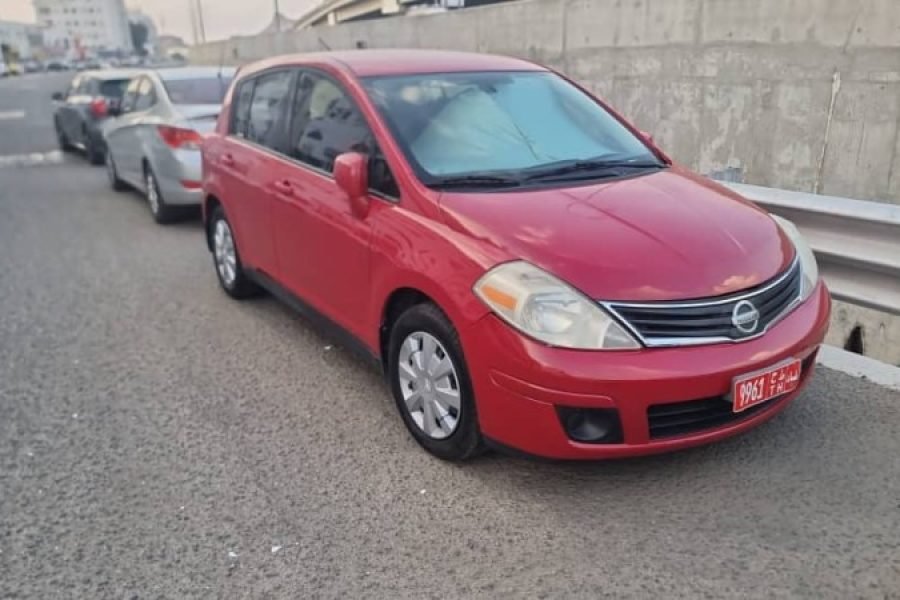 NISSAN VERSA 2014