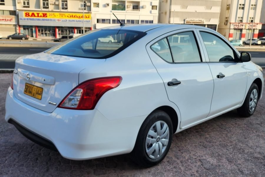 NISSAN SUNNY 2016!