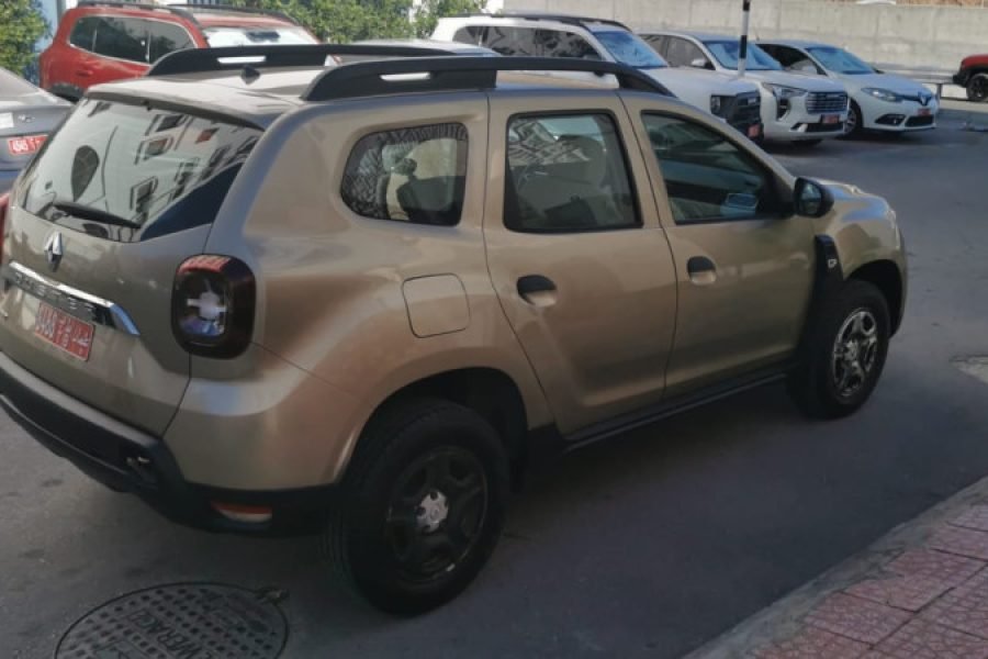 RENAULT DUSTER