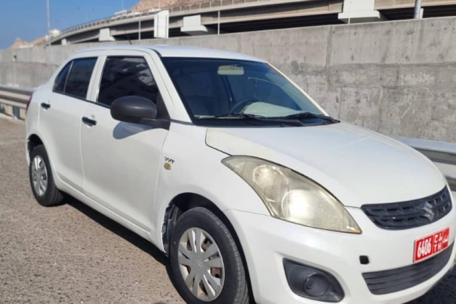 SUZUKI SWIFT 2015